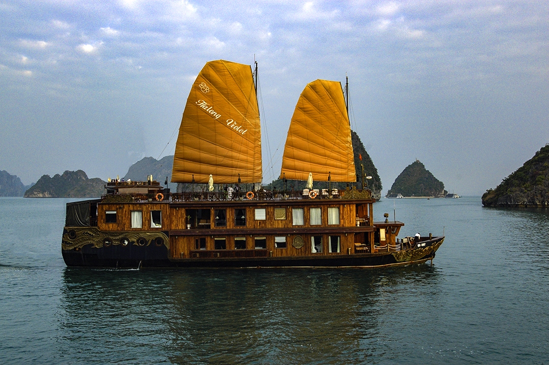 Halong Bay, Vietnam by Richard Siersma