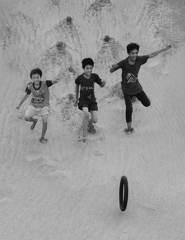 Boys on a Dune 1 by Lyndall Lazar