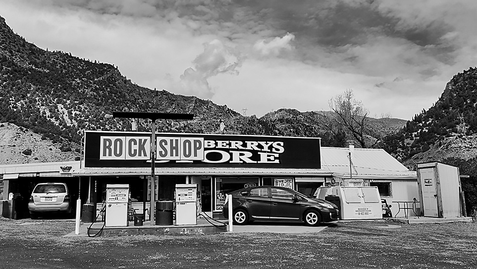 Newberry Store by Chuck Carstensen