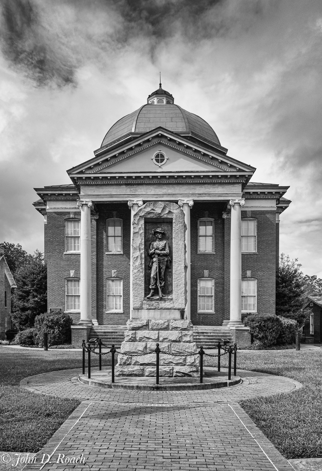 Louisa County Courthouse by John Roach