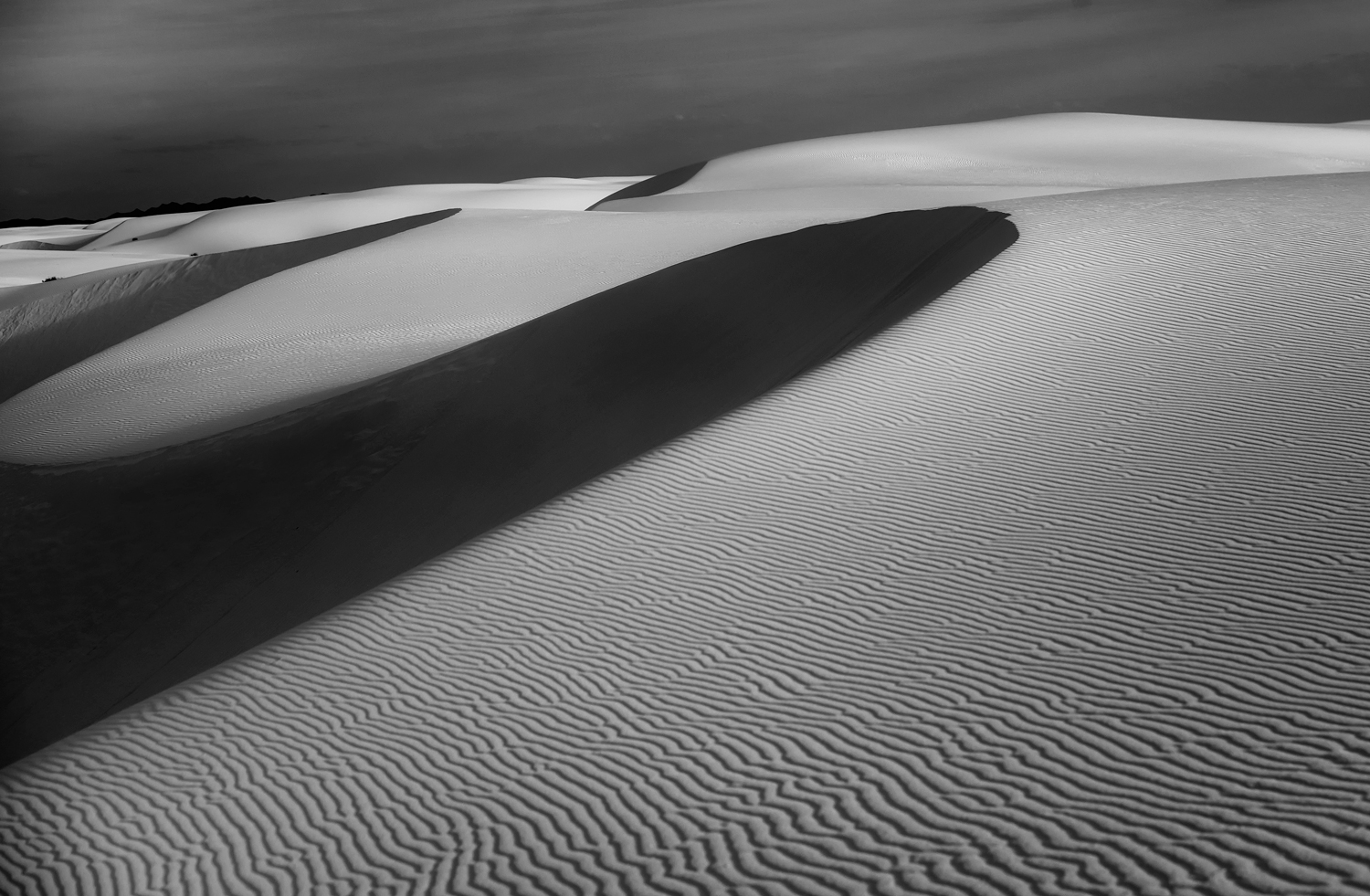 White Sands National Park by Peter Cheung