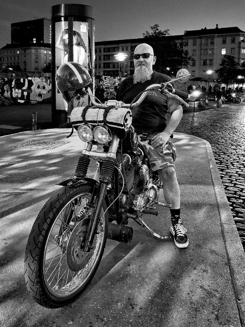 Harley Days Hamburg by Dirk-Olaf Leimann, PPSA