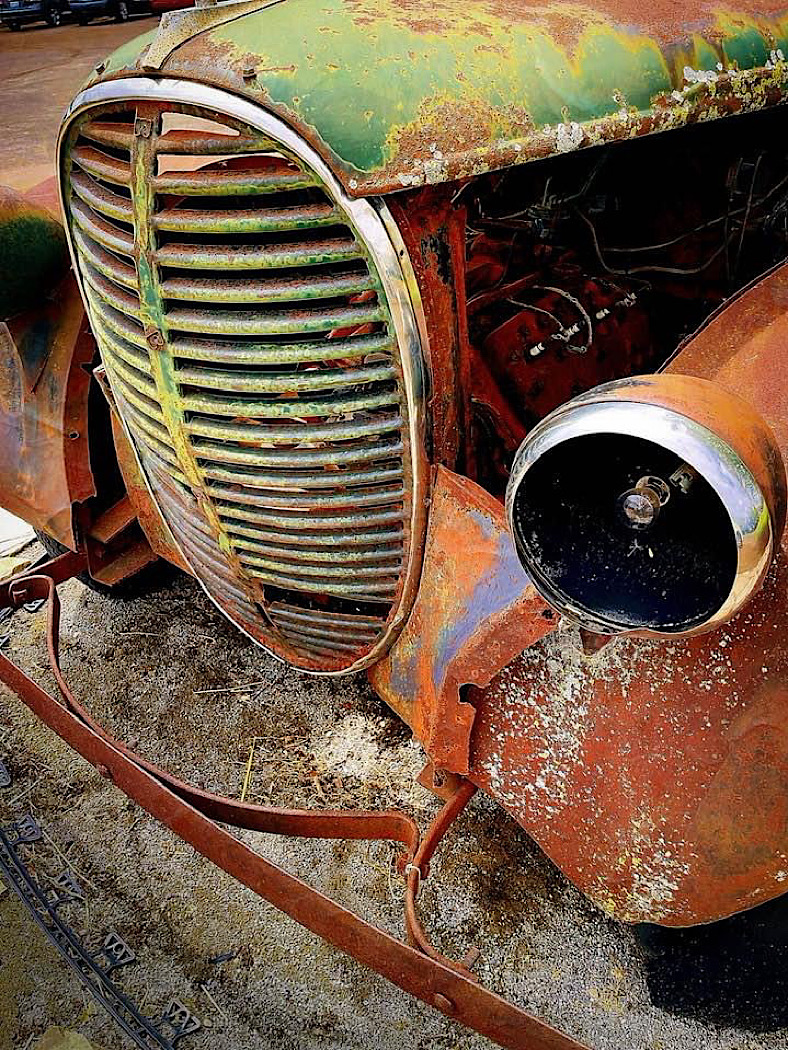 Rusty Truck by Bill Buchanan, HonPSA, FGDC
