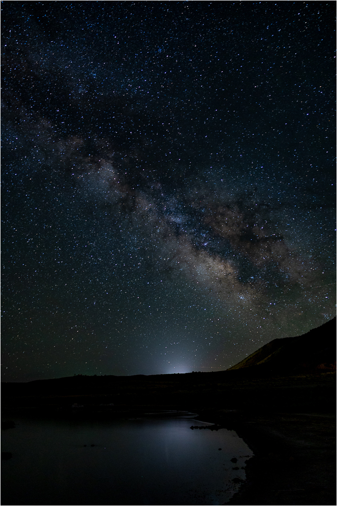 Milky Way over Mono Lake by Tomi Kelley