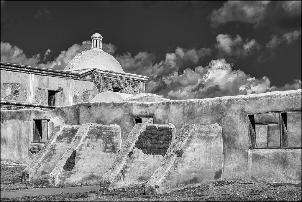 Tumacacori outside side view by Bob Benson