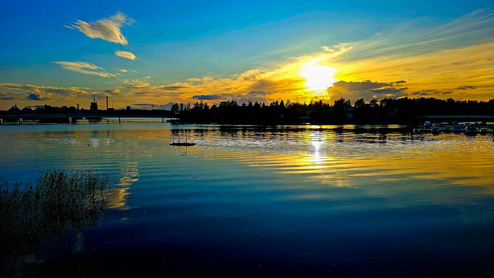 Sunset in Oulu by Leonid Shectman