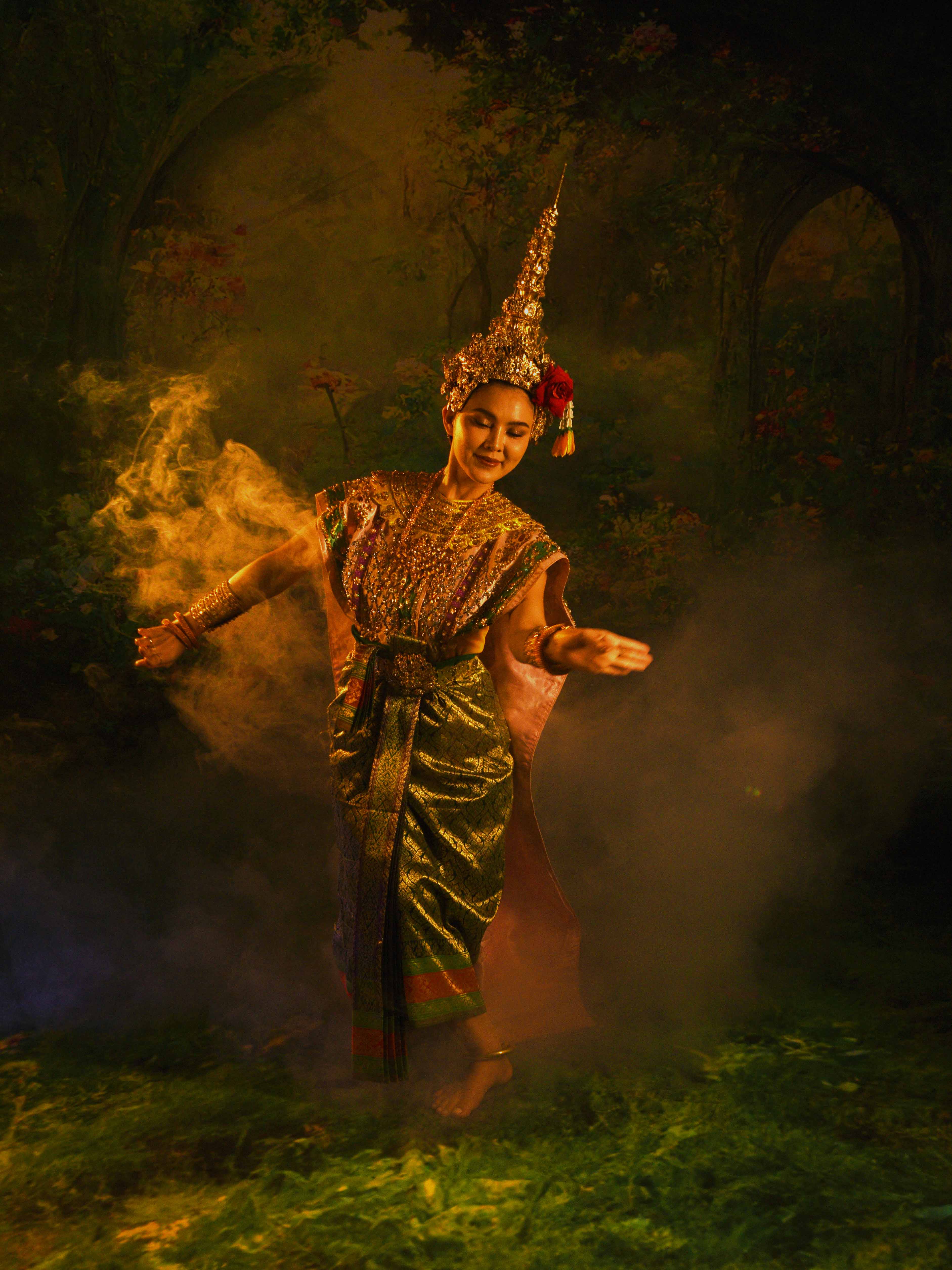 Thai Dancer by Walter Ho
