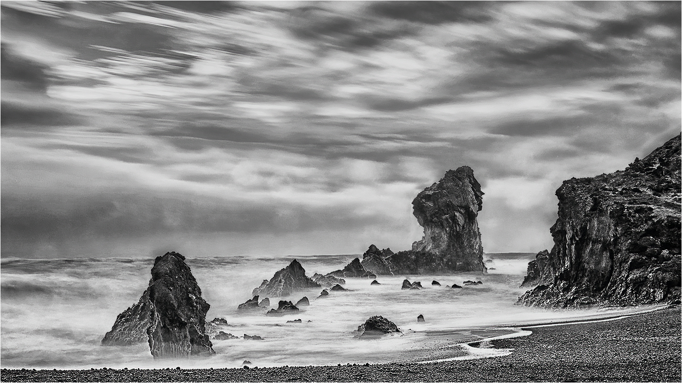 Djupalonssandur Beach, Snæfellsnes, Iceland  by Peter Clark