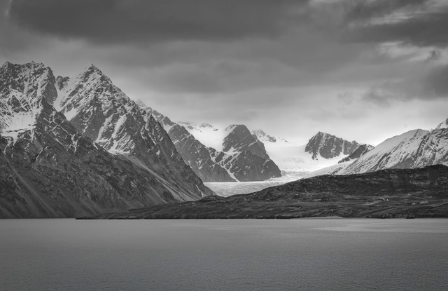 Krossfjordes. by Susan Quinn