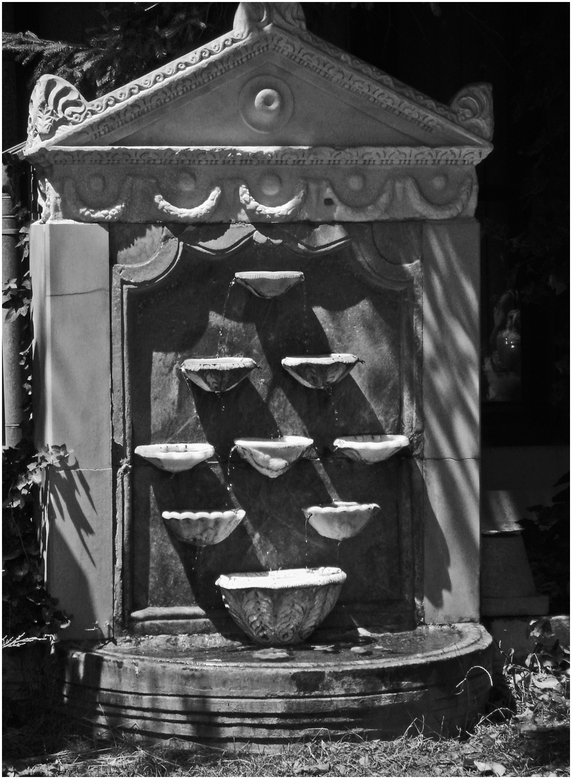 Fountain by Stephen Levitas