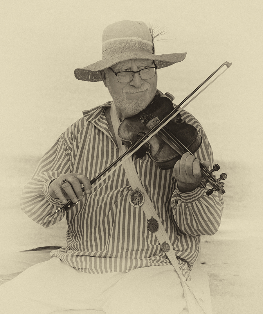 Old time fiddler by Tom McCreary