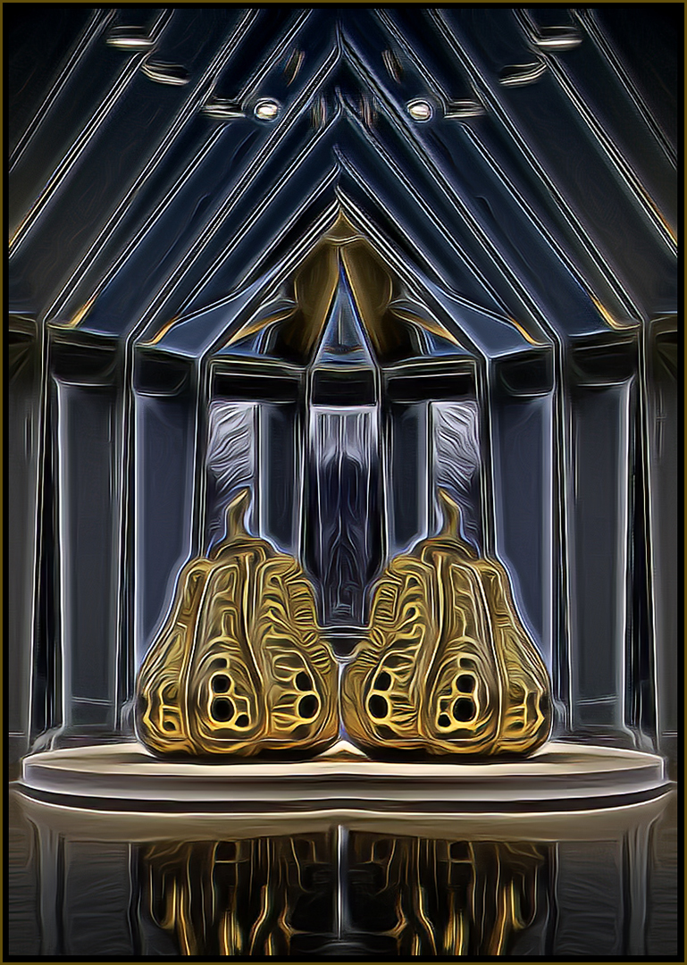 Mirrored Sculpture by Charles Bartolotta