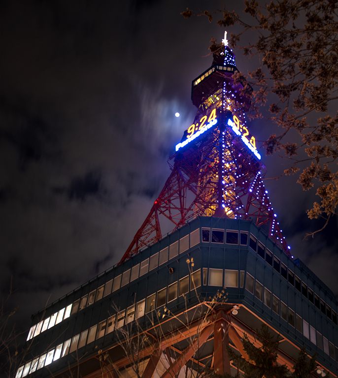 Sapporo TV Tower by Bai Chuang Shyu
