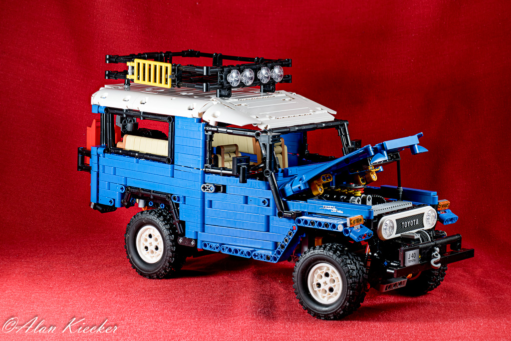 Land Cruiser by Alan Kiecker