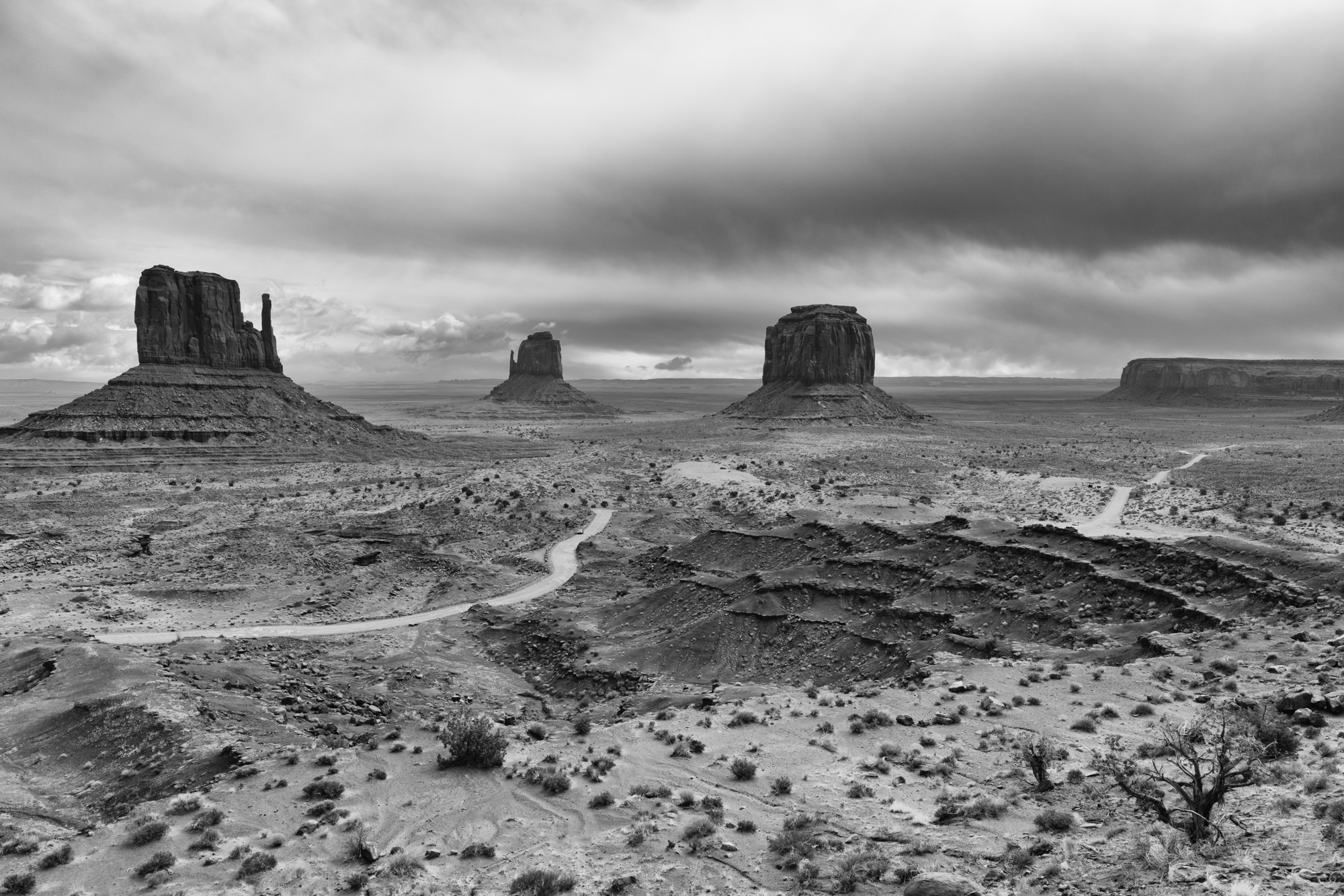 Monument Valley by Dean Ginther