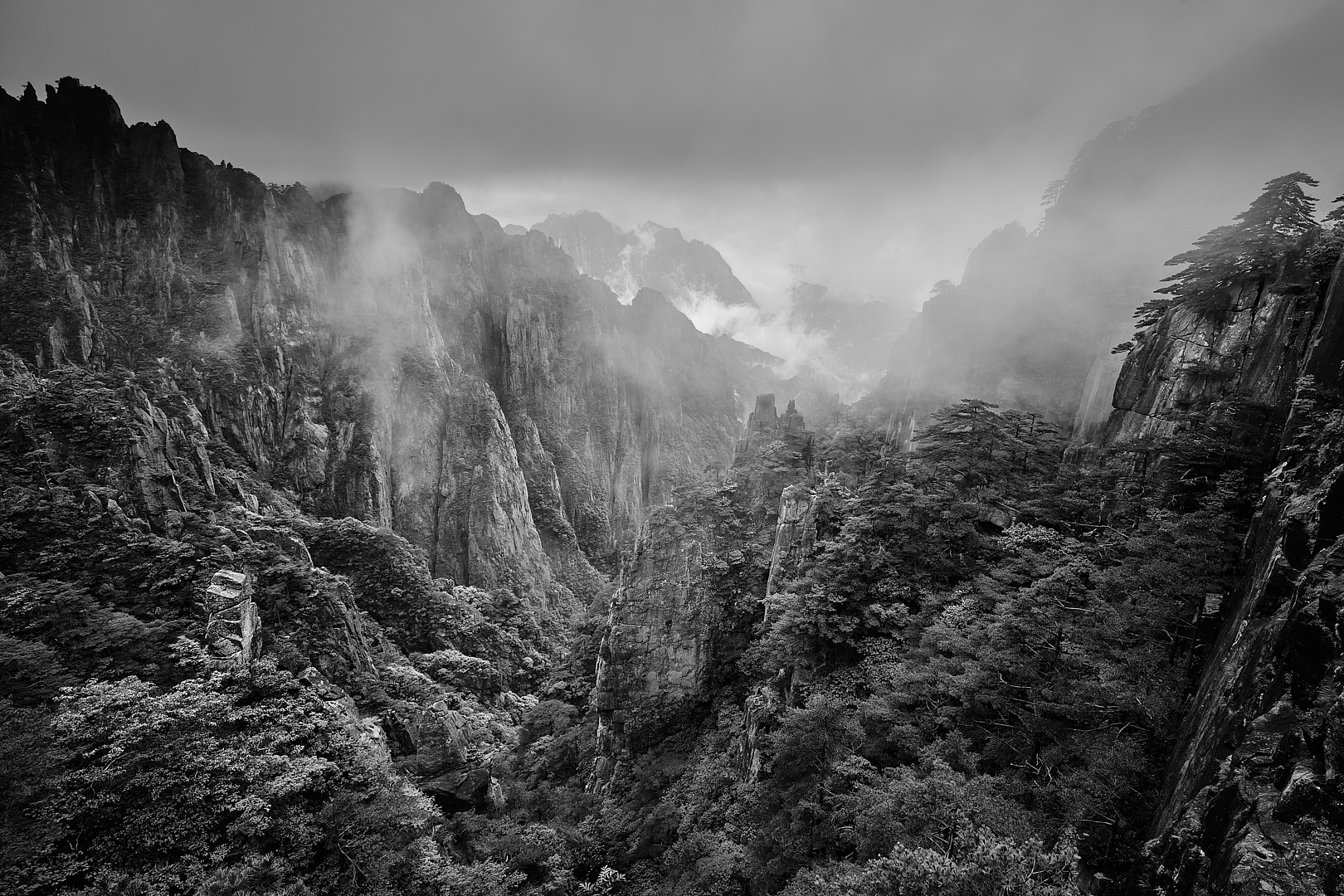 Huangshan (The Yellow Mountain) the West Sea Canyon and the Back Mountain by Michele Borgarelli