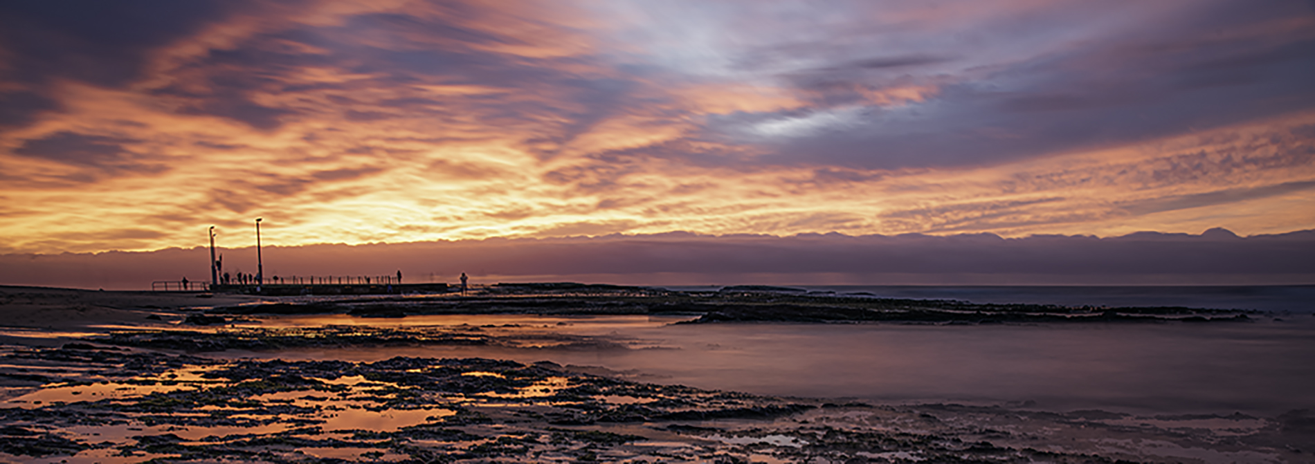 Mona Vale by Ian Cambourne