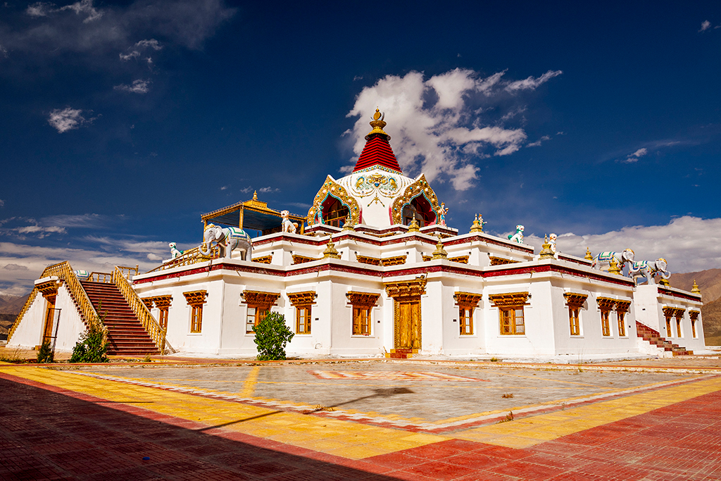 Gompa,Hemis Monastery by Narasimhan k