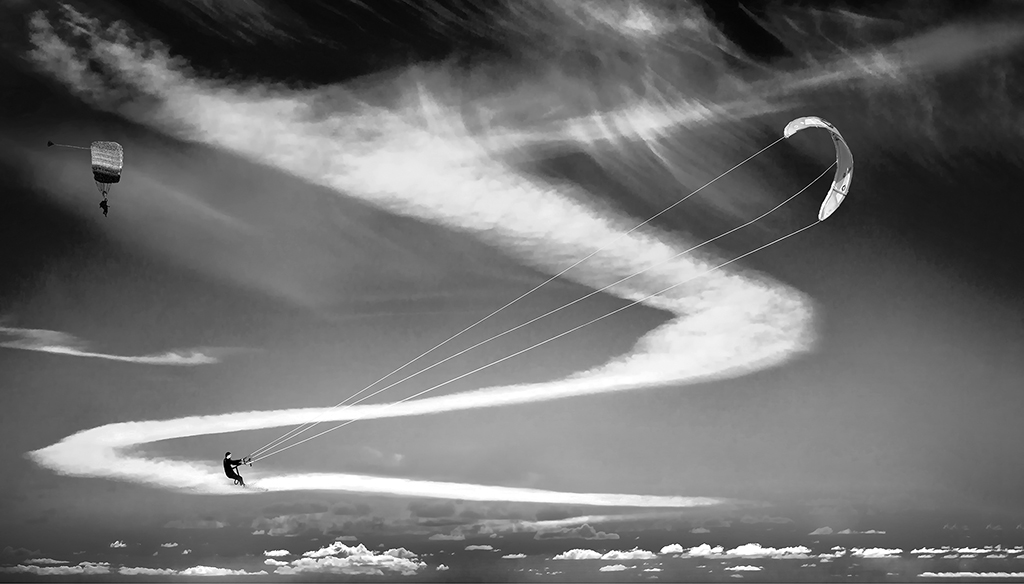 sky surfer by Dirk-Olaf Leimann, PPSA