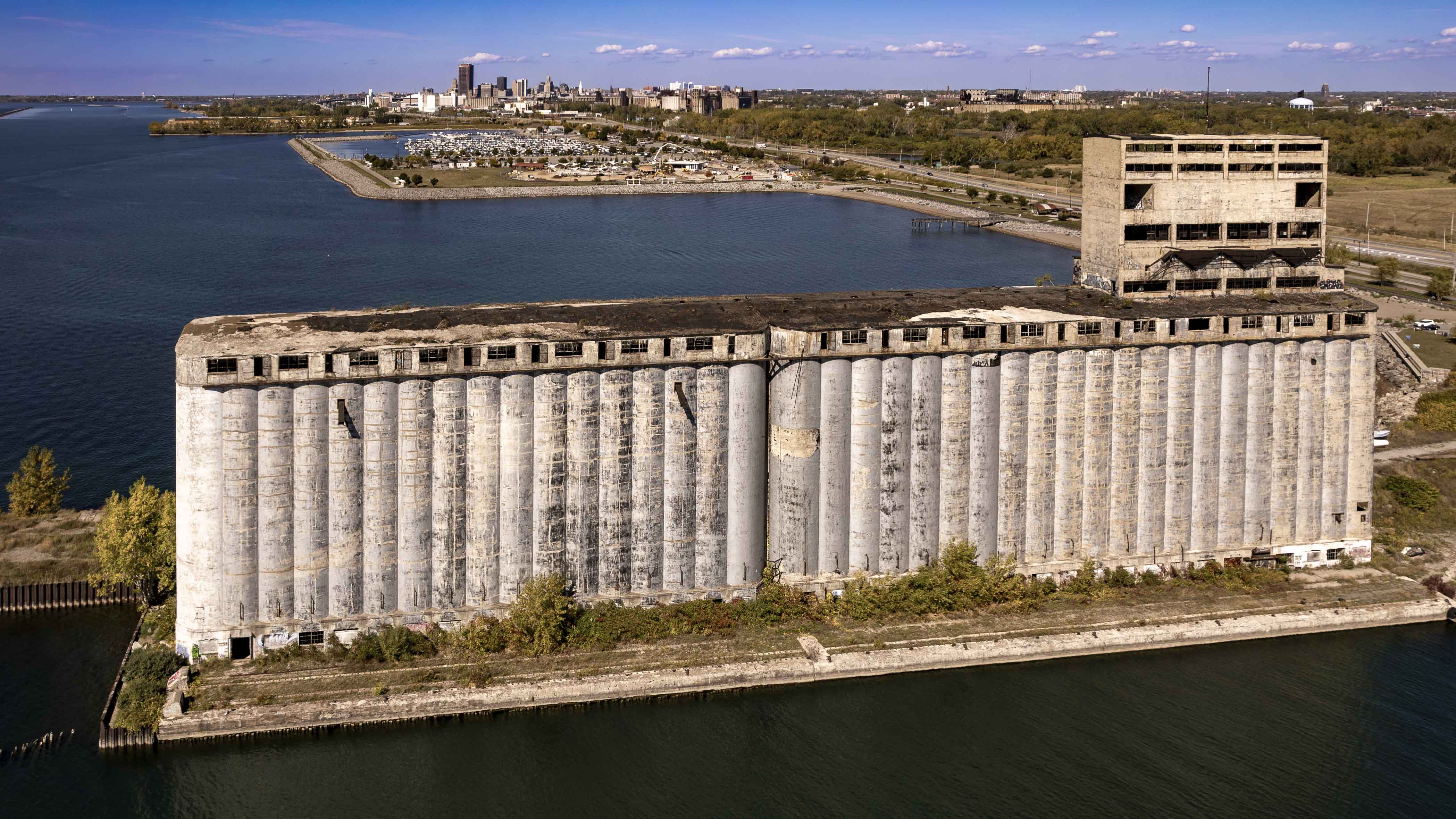 Cargill Grain Elevator by Lisa Cirincione