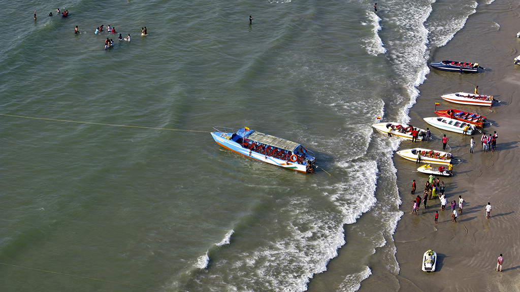 SEA SHORE OF MURDESWAR, INDIA by Sanat Kumar Karmakar
